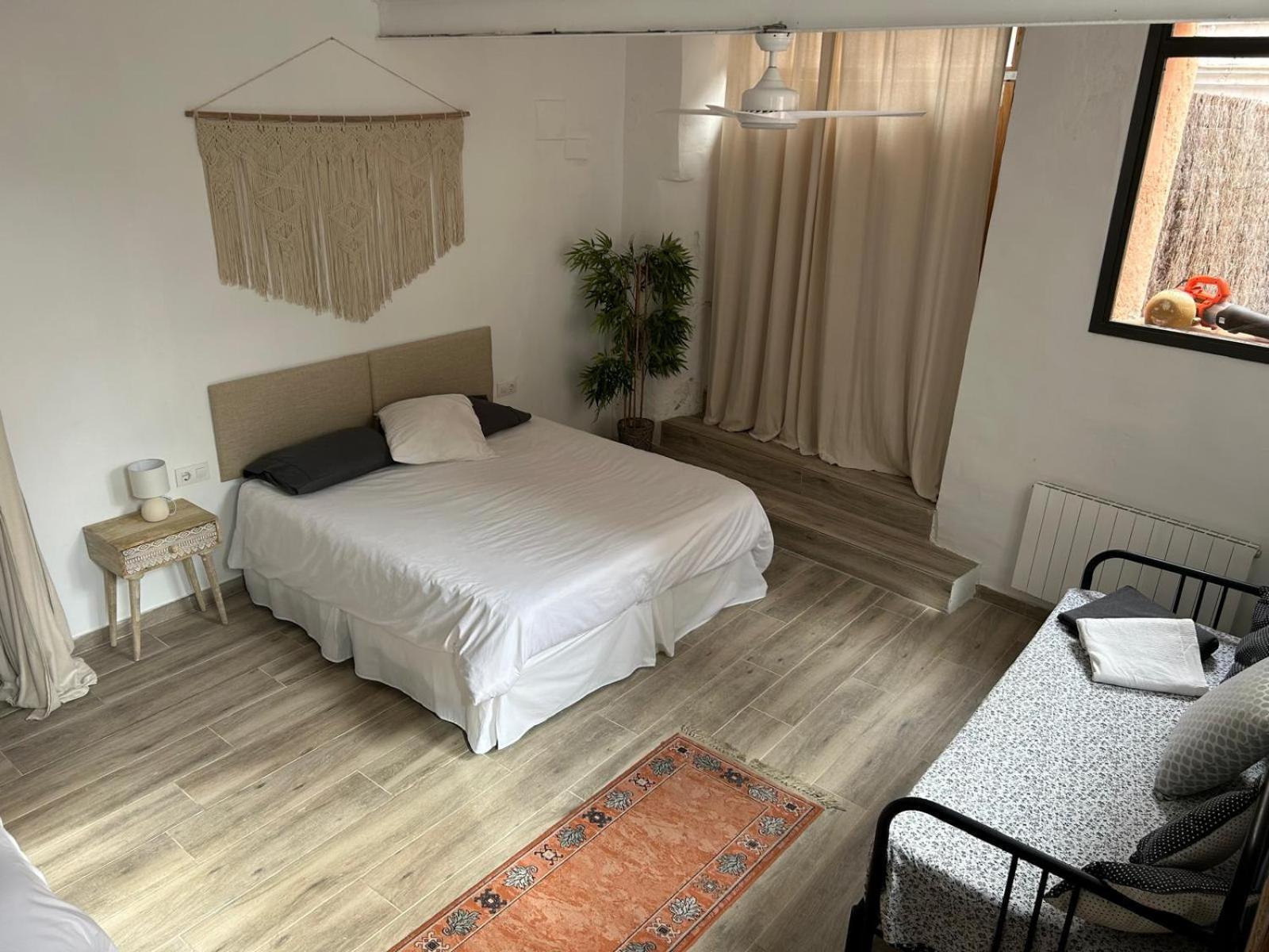 Вилла Costa Maresme, Barcelona ,Valentinos House & Pool Vilassar De Dalt Экстерьер фото